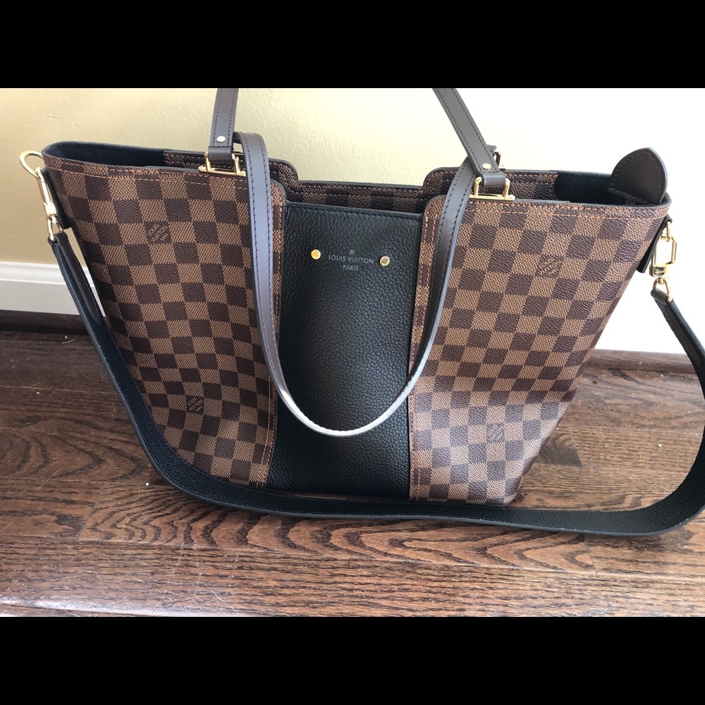 LV tote